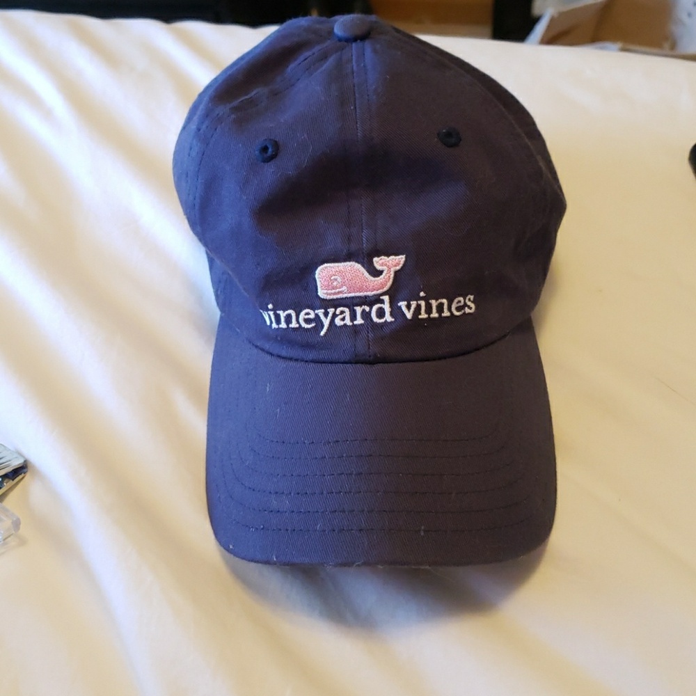 Vineyard Vines navy logo whale hat